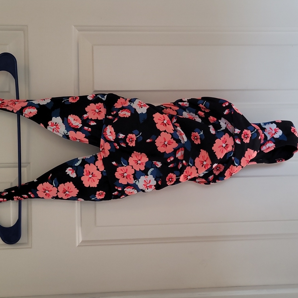 One piece bathing suit